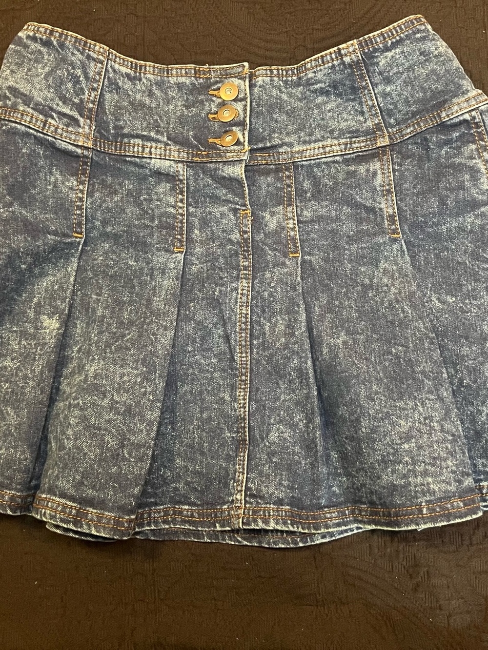 Ladies Acid Wash Denim Pleated Mini Skirt - Blue